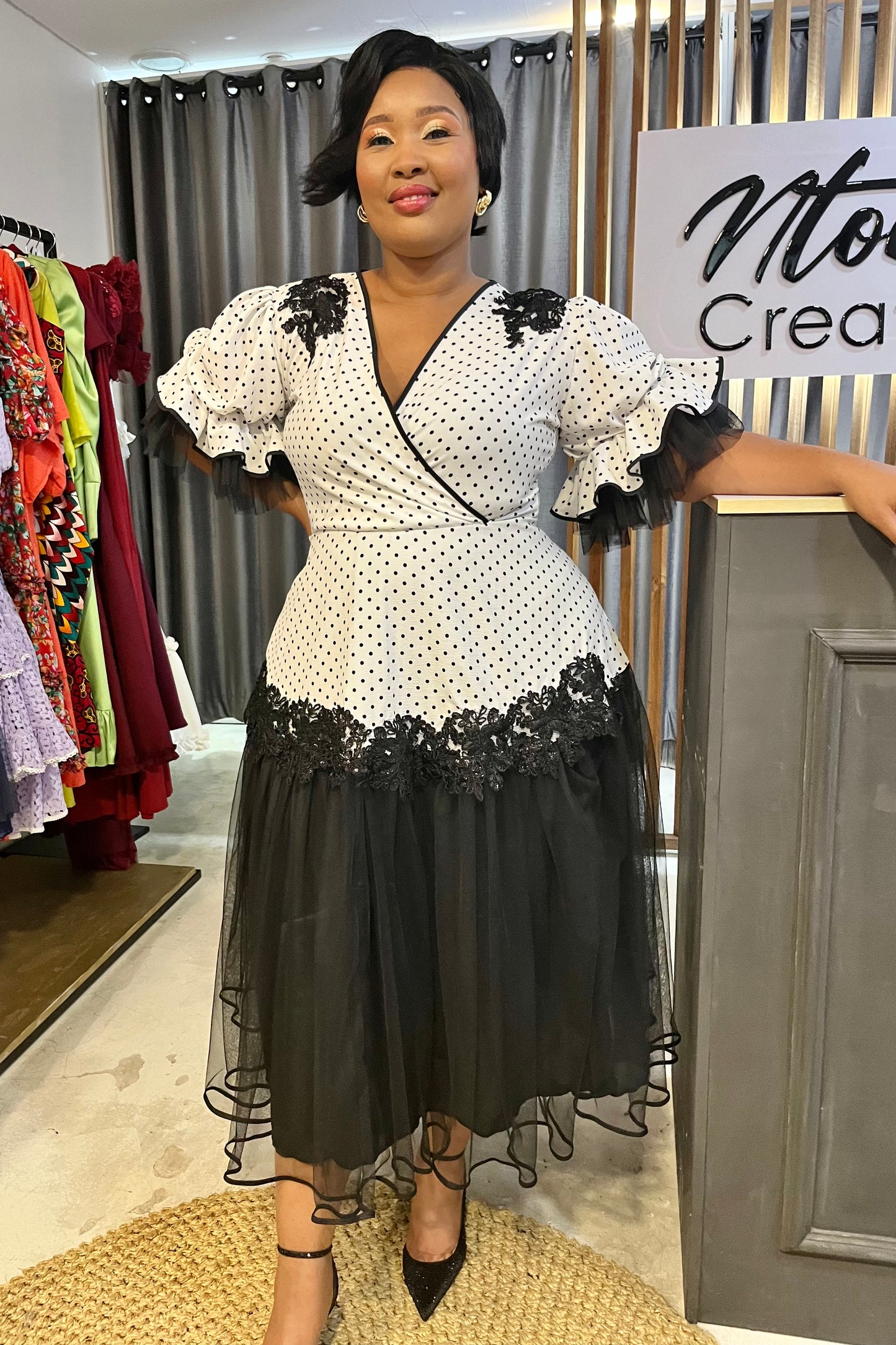 Polka Monochrome Flutter