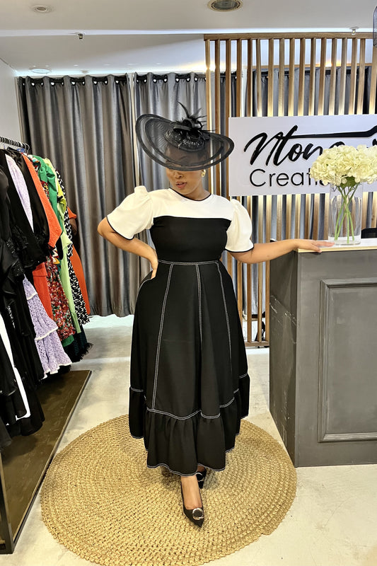 Monochrome Lantana & Hat Outfit